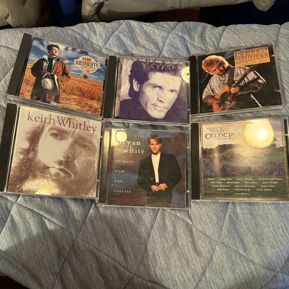 Country Music CD Collection - bundle of 6 qty cd’s